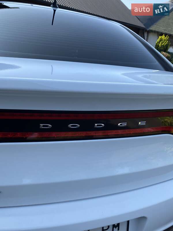 Седан Dodge Dart 2015 в Львові