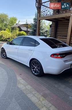 Седан Dodge Dart 2015 в 