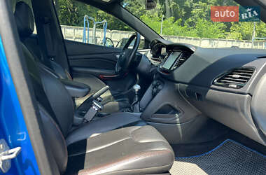 Седан Dodge Dart 2014 в 