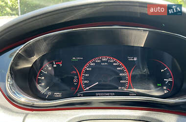 Седан Dodge Dart 2014 в 