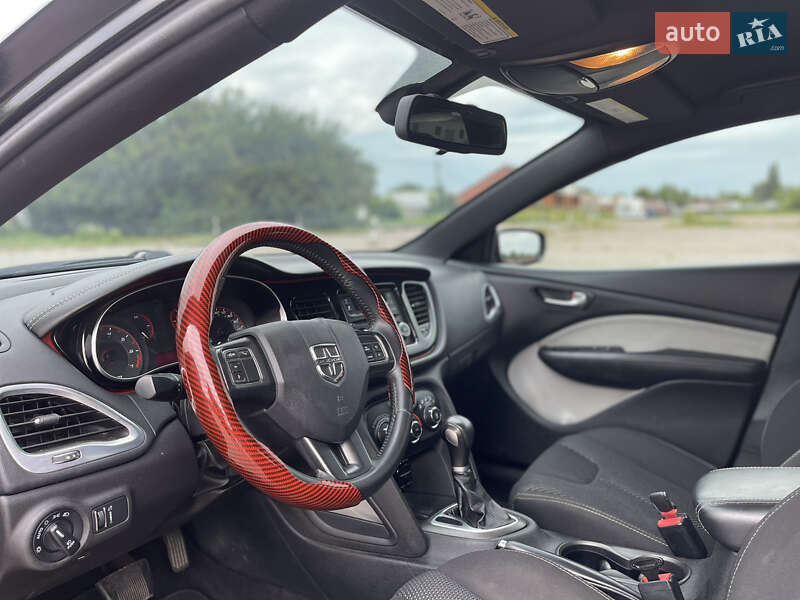 Седан Dodge Dart 2015 в Прилуках