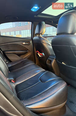 Седан Dodge Dart 2015 в 