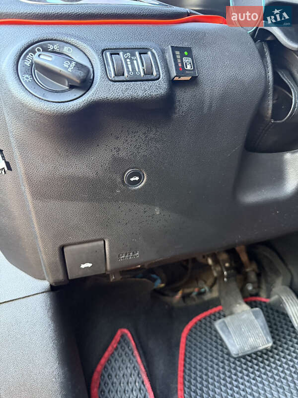 Седан Dodge Dart 2015 в Киеве фото 37 Седан Dodge Dart 2015 в Киеве