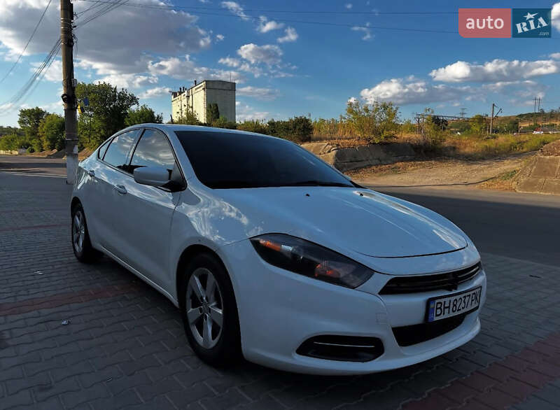 Седан Dodge Dart 2015 в 