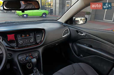 Седан Dodge Dart 2015 в 
