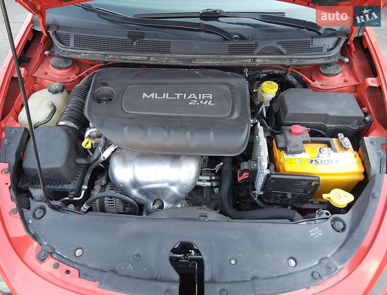 Седан Dodge Dart 2016 в Киеве