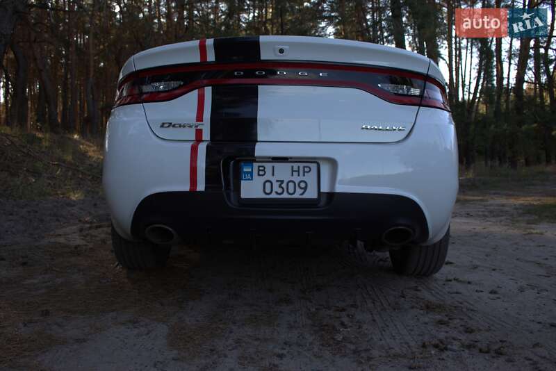 Седан Dodge Dart 2015 в Полтаве