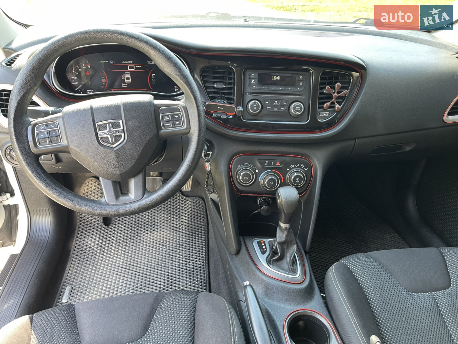 2016 Dodge Dart - мініатюра 21