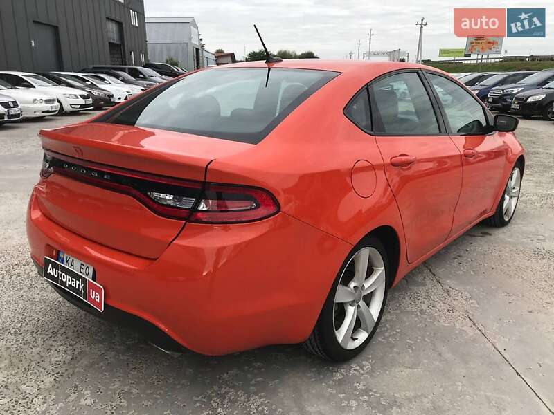 Седан Dodge Dart 2015 в Львове