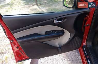 Седан Dodge Dart 2015 в 
