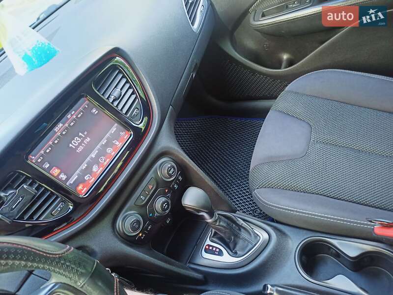 Седан Dodge Dart 2014 в Києві