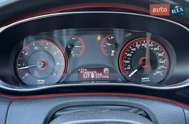 Седан Dodge Dart 2015 в 
