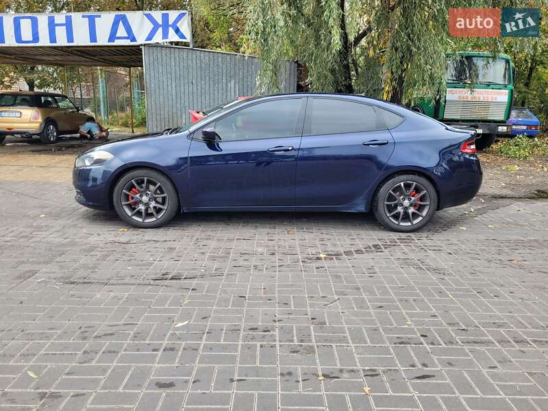 Седан Dodge Dart 2015 в Киеве