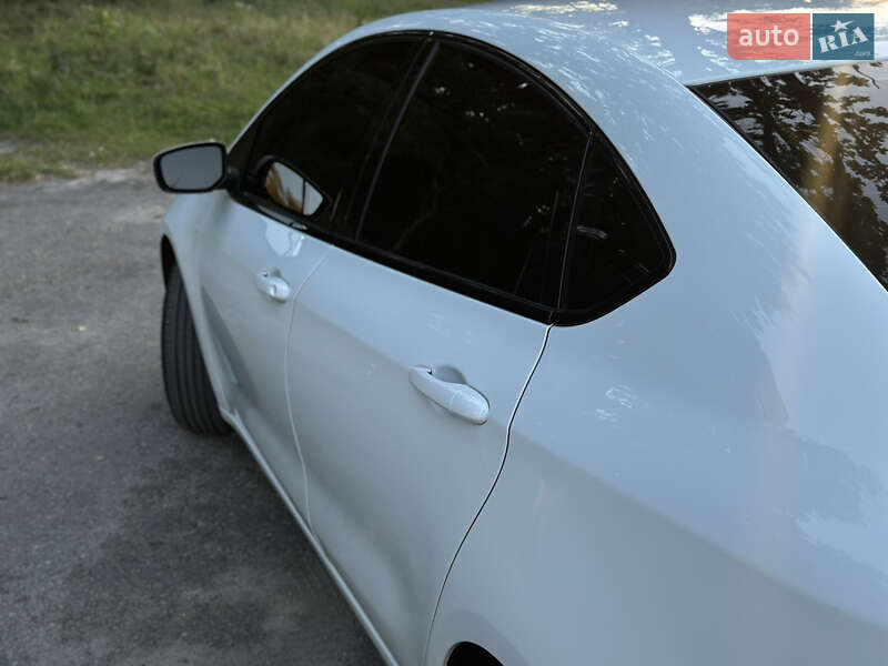 Седан Dodge Dart 2014 в Житомире