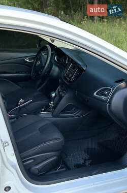 Седан Dodge Dart 2014 в 