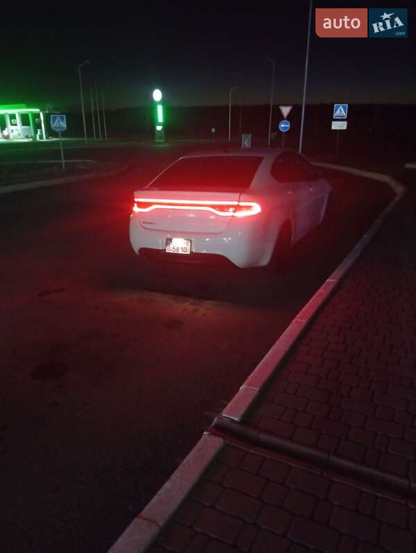 Седан Dodge Dart 2016 в Голованевске