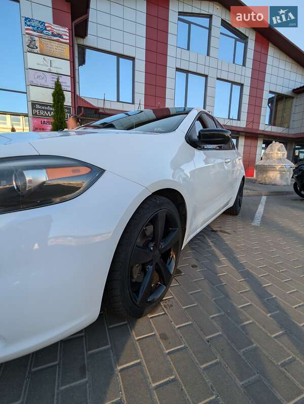 Седан Dodge Dart 2015 в Лубнах