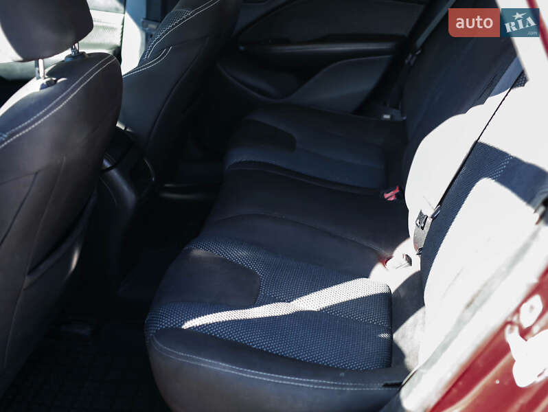 Седан Dodge Dart 2015 в Коростишеві