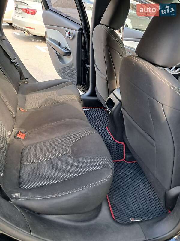 Седан Dodge Dart 2014 в Києві