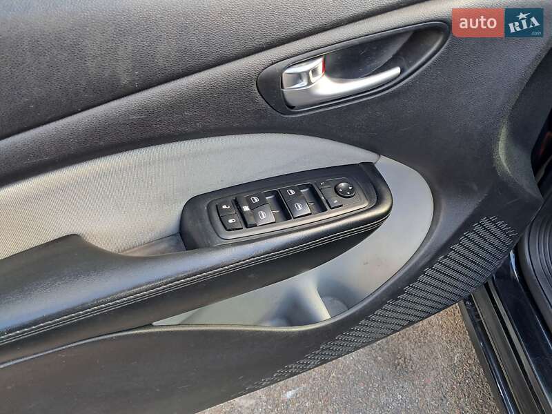 Седан Dodge Dart 2014 в Києві