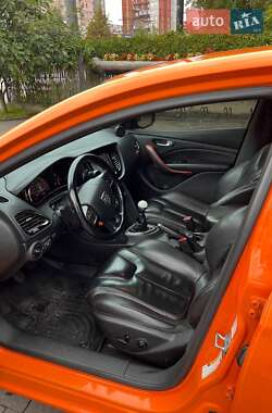 Седан Dodge Dart 2013 в 