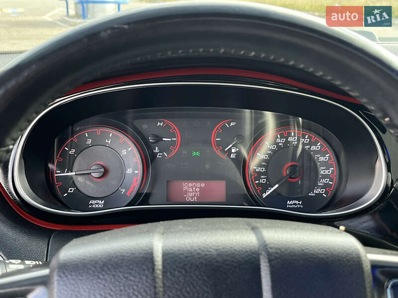 Седан Dodge Dart 2015 в Мені