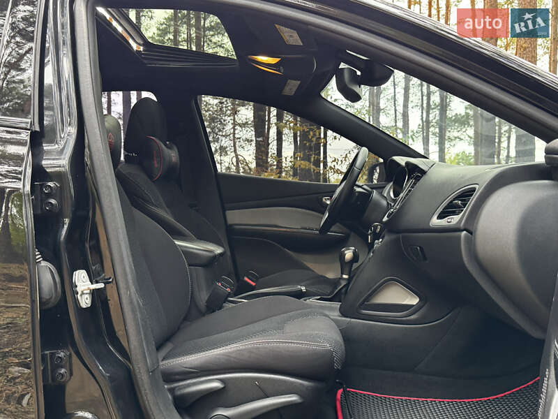 Седан Dodge Dart 2014 в Киеве