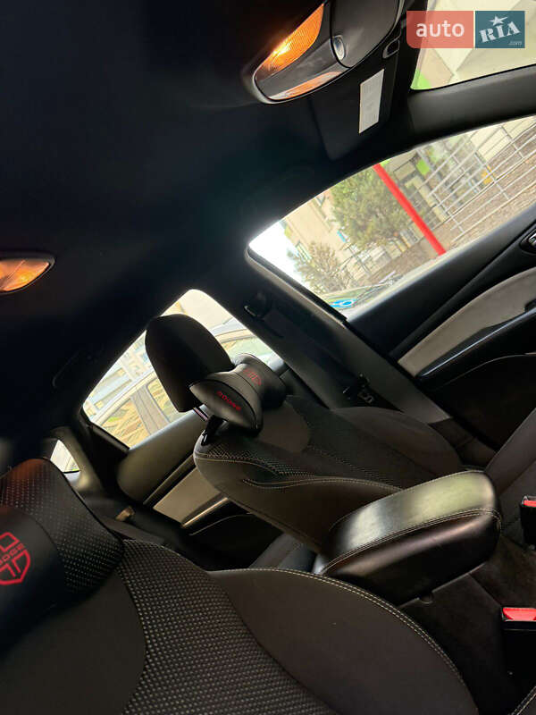 Седан Dodge Dart 2015 в Вишневом фото 13 Седан Dodge Dart 2015 в Вишневом