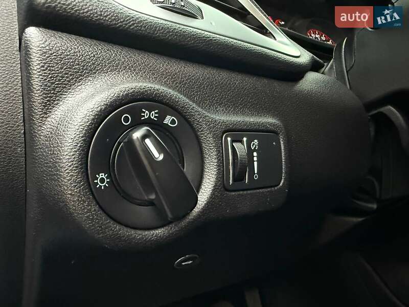 Седан Dodge Dart 2016 в Киеве