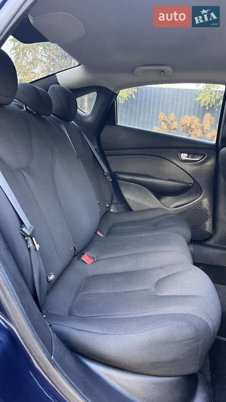 Седан Dodge Dart 2013 в Броварах