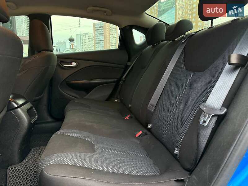 Седан Dodge Dart 2016 в Киеве фото 10 Седан Dodge Dart 2016 в Киеве