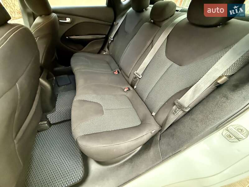 Седан Dodge Dart 2014 в Одессе фото 39 Седан Dodge Dart 2014 в Одессе