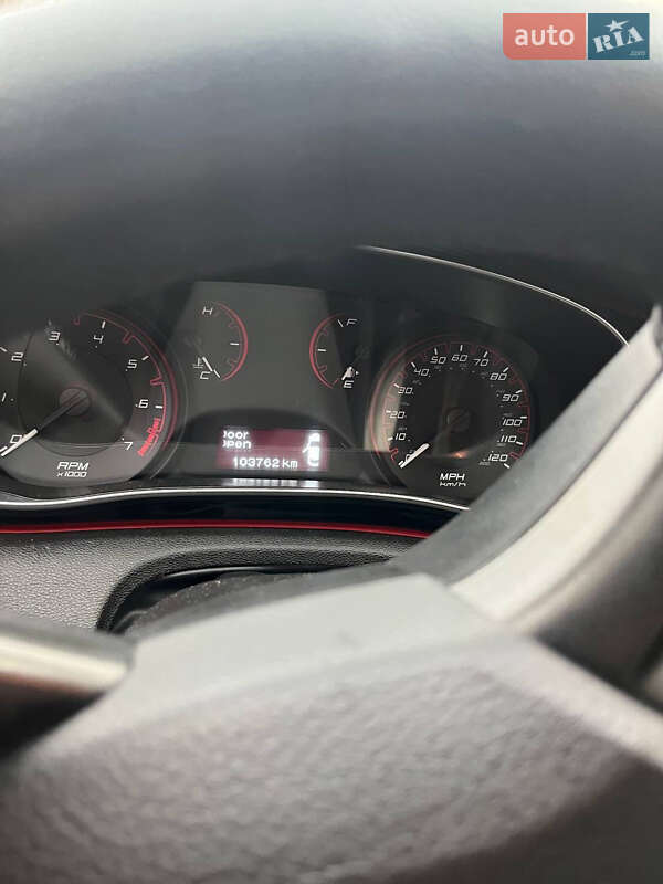 Седан Dodge Dart 2016 в Кривом Роге