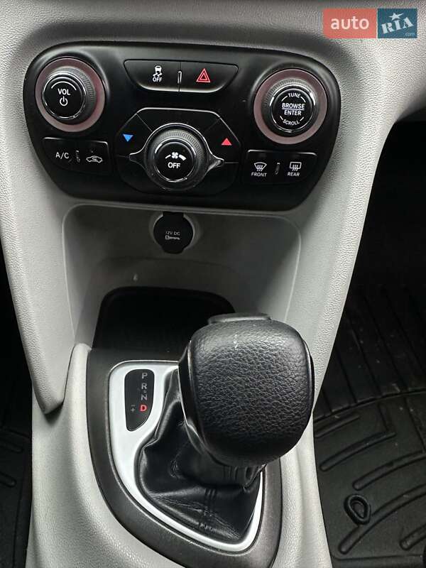 Седан Dodge Dart 2013 в Сумах