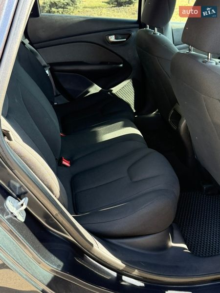 Седан Dodge Dart 2013 в Киеве