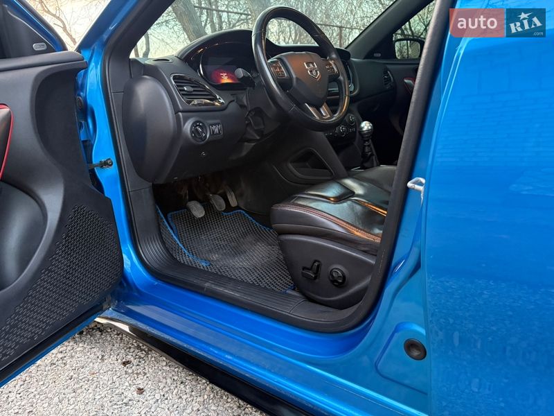 Седан Dodge Dart 2014 в Днепре