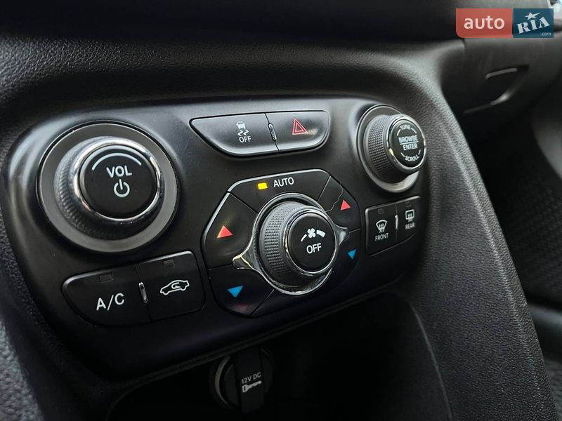 Седан Dodge Dart 2014 в Киеве фото 25 Седан Dodge Dart 2014 в Киеве