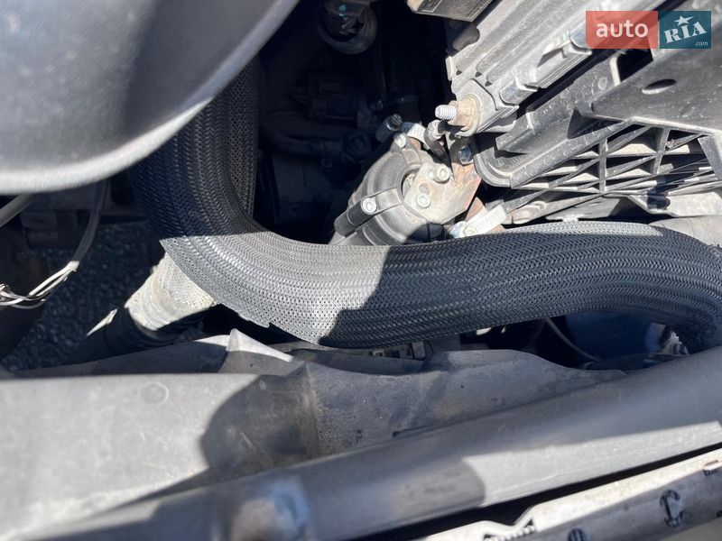 Седан Dodge Dart 2013 в Черновцах