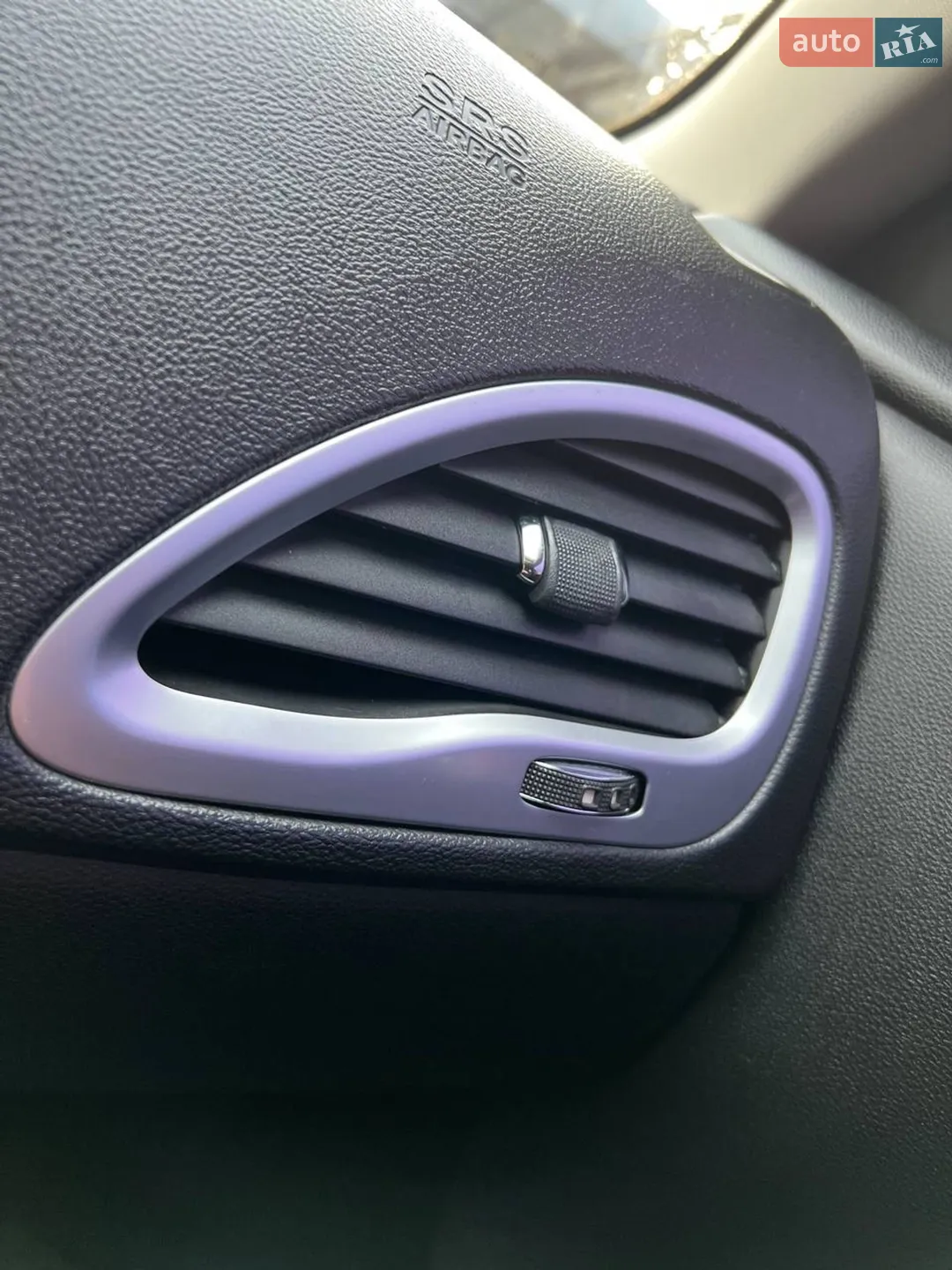 2015 Dodge Dart - мініатюра 31