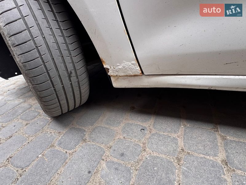 Седан Dodge Dart 2012 в Львові