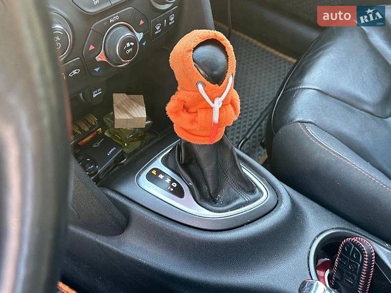 Седан Dodge Dart 2014 в Киеве