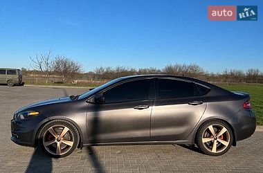 Седан Dodge Dart 2015 в Краснограді