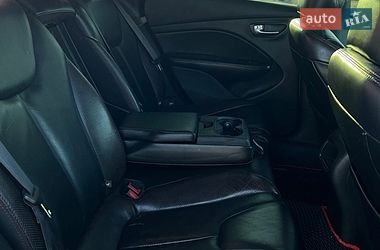Седан Dodge Dart 2015 в Краснограді