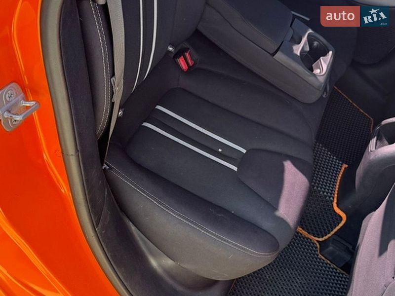 Седан Dodge Dart 2013 в Киеве