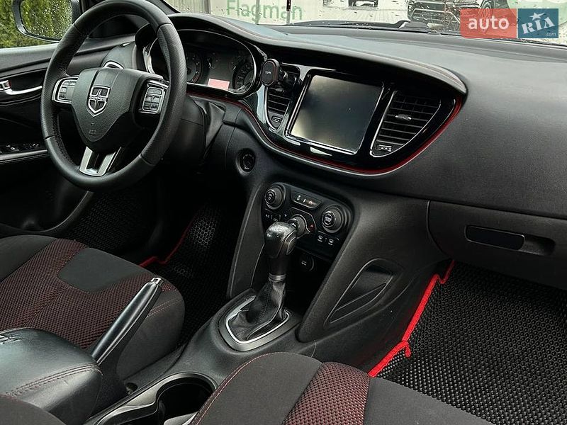 Седан Dodge Dart 2015 в Ивано-Франковске
