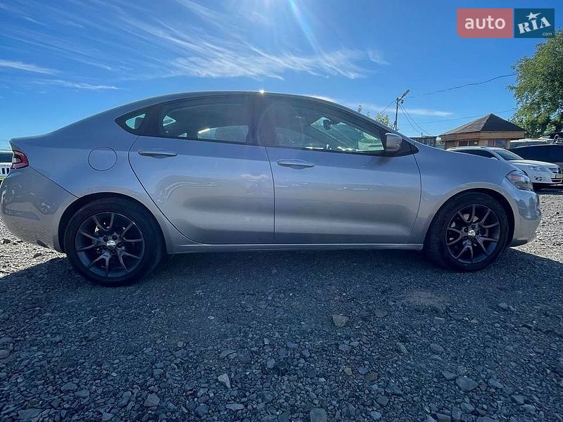 Седан Dodge Dart 2015 в Ужгороде