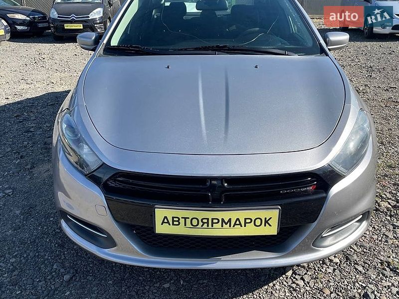 Седан Dodge Dart 2015 в Ужгороде