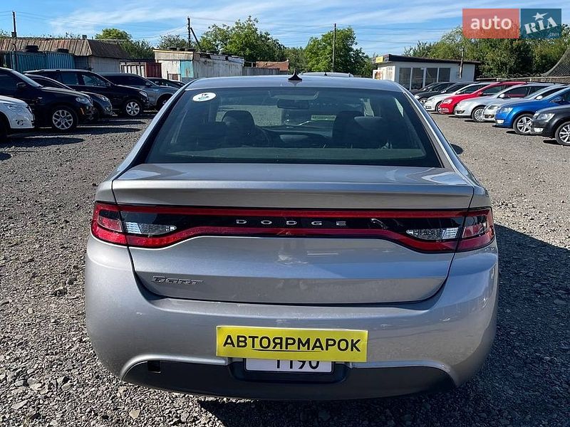 Седан Dodge Dart 2015 в Ужгороде