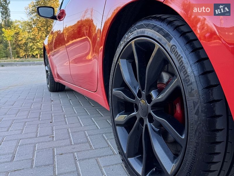 Седан Dodge Dart 2016 в Болграде