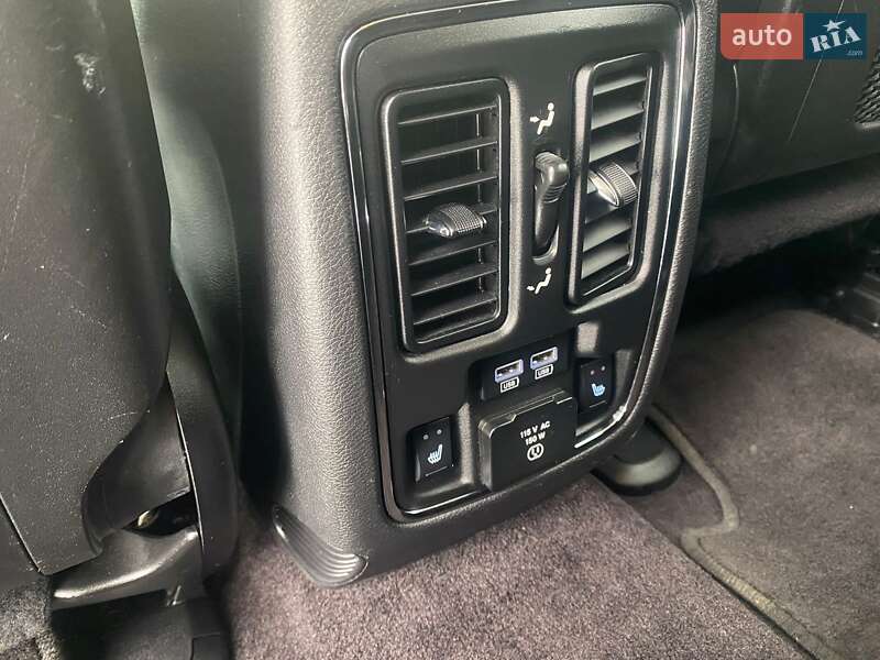 Внедорожник / Кроссовер Dodge Durango 2016 в Трускавце